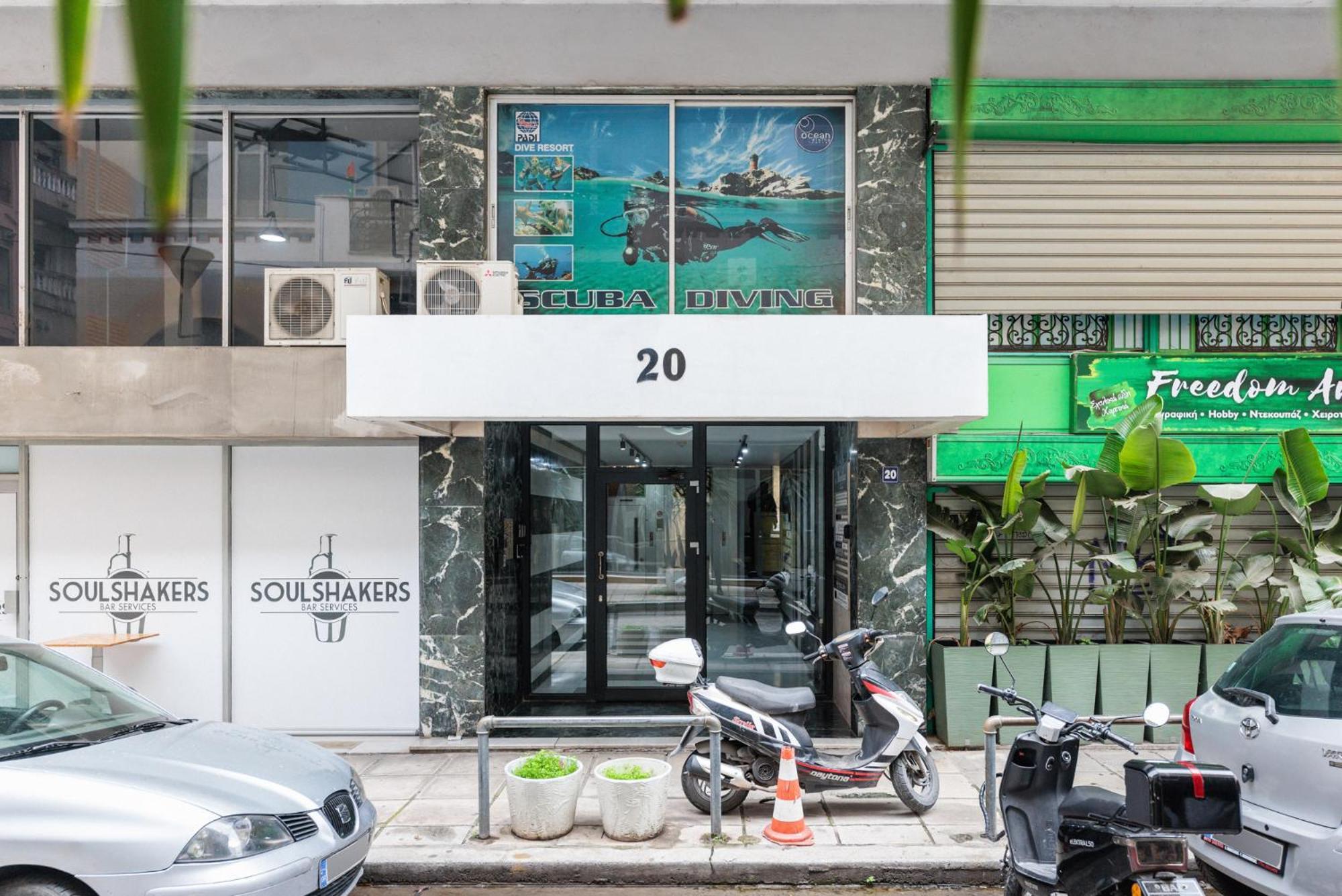 B&M Suites Thessaloniki Exterior photo